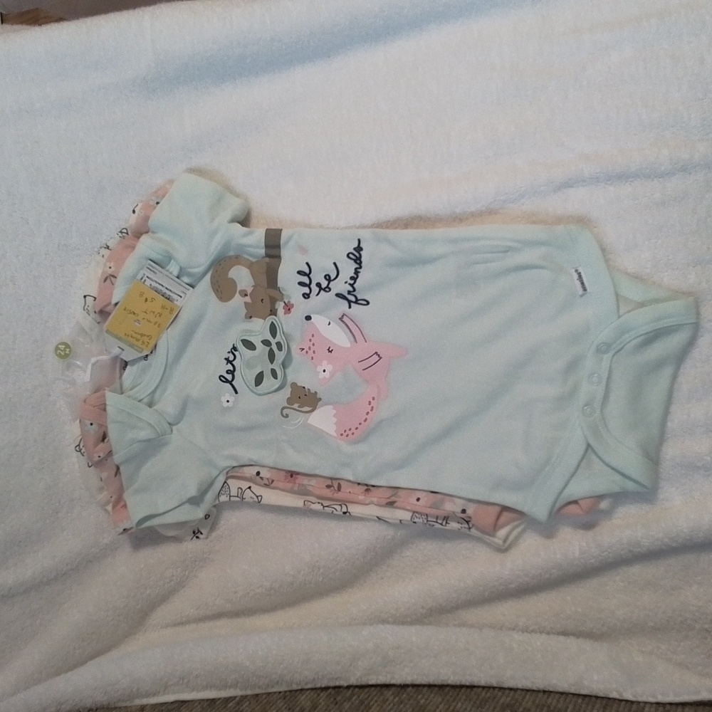 NWT 24 MONTH GERBER ONESIES PINK MINT GREEN CREAM WHITE